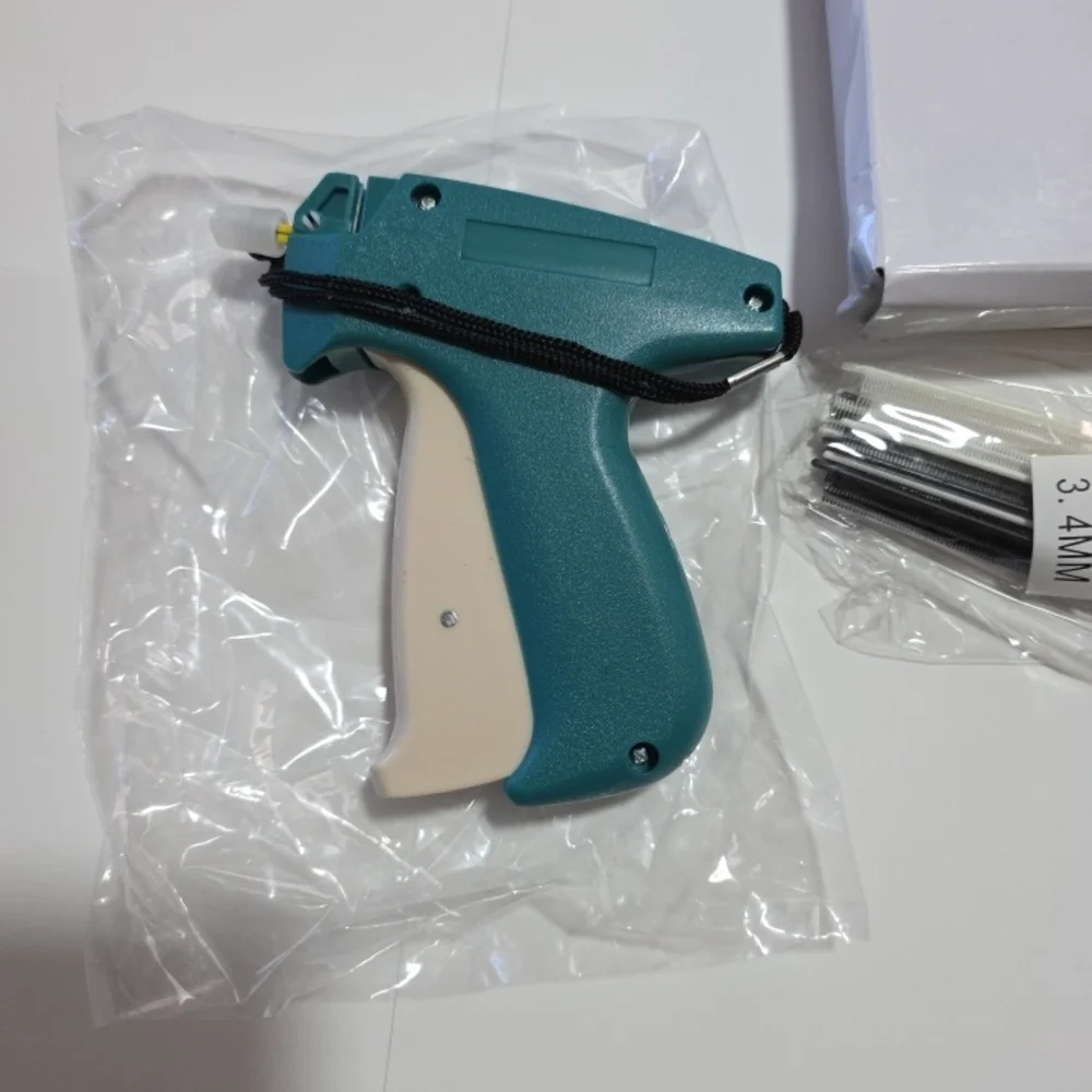 Tagging Gun for Clothing, Fine Stitch Mini Stitch Gun for Clothes